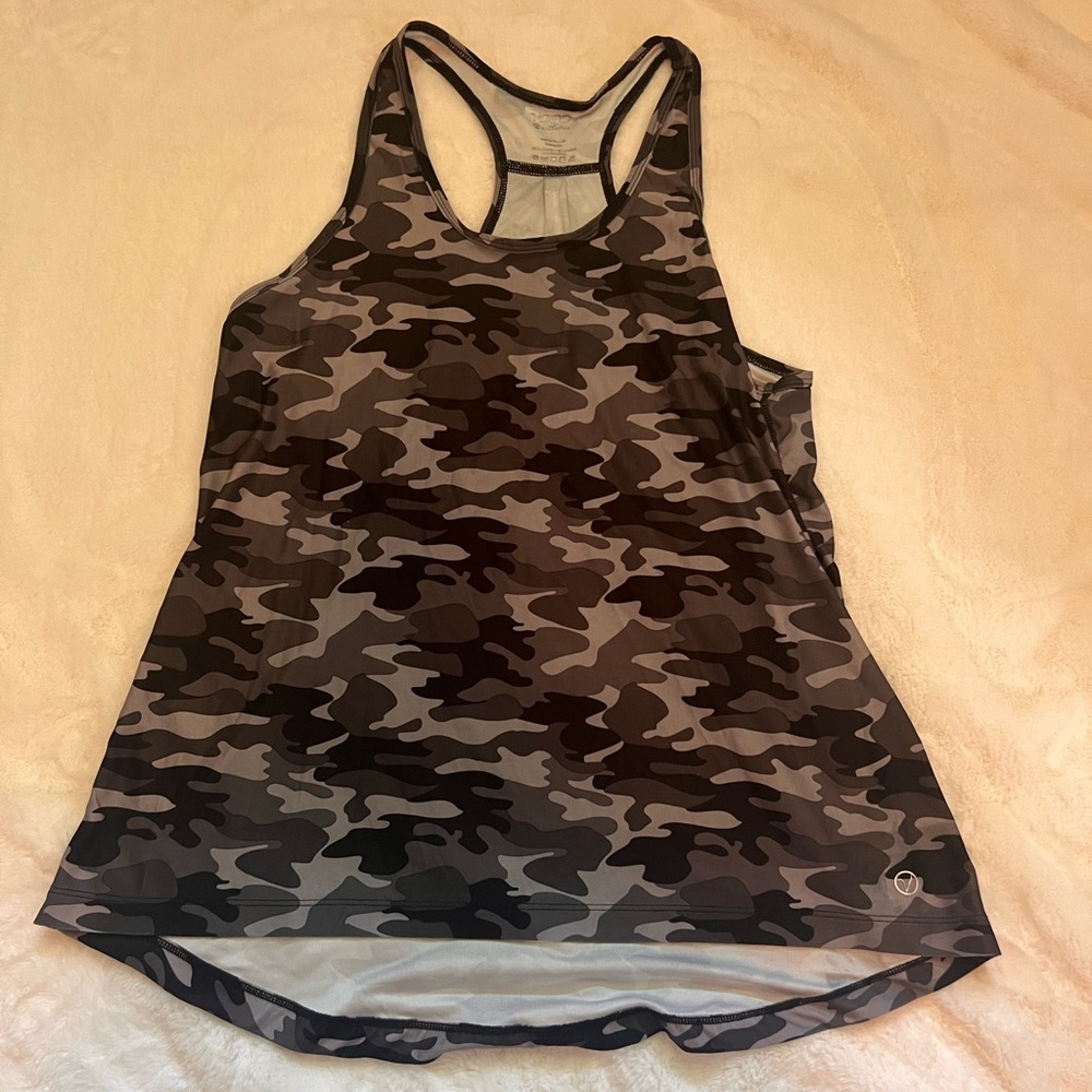 VOGO Athletica Camouflage Tank Top - Black and Gray